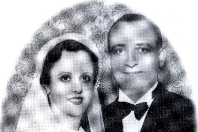 I genitori di Jorge Mario Bergoglio, Regina Maria Sivori e Mario Jose Francisco Bergoglio nel giorno del loro matrimonio il 12 dicembre 1935 - RIPRODUZIONE RISERVATA