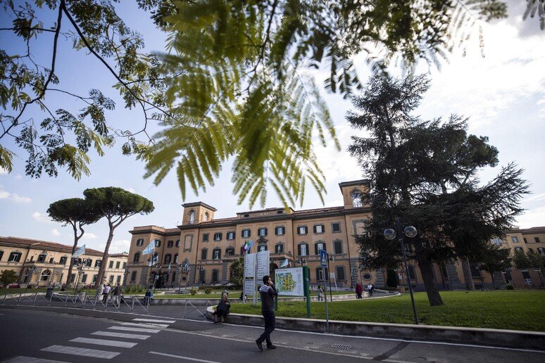 Una veduta dell 'ospedale San Camillo a Roma -     RIPRODUZIONE RISERVATA