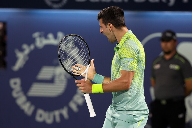 Djokovic sofre 1ª derrota em 2023, Medvedev e Rublev farão final em Dubai -  Superesportes