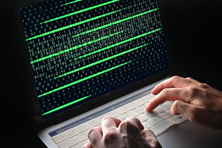 Italia terza al mondo per attacchi hacker - RIPRODUZIONE RISERVATA