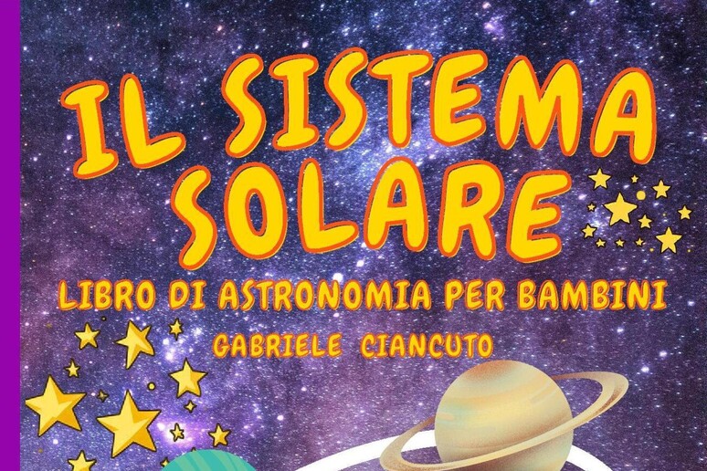 A 12 anni pubblica il primo libro di astronomia per bambini