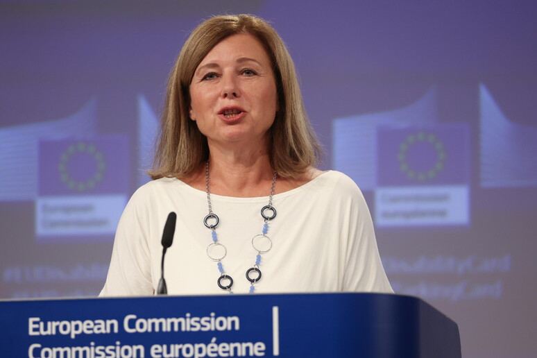 La vice presidente della Commissione europea, Vera Jourova © ANSA/EPA