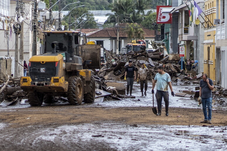 Brasile: stato di calamità in 79 città del Rio Grande do Sul