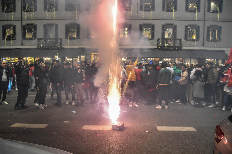 Capodanno: a Milano 44 interventi vigili del fuoco per i botti