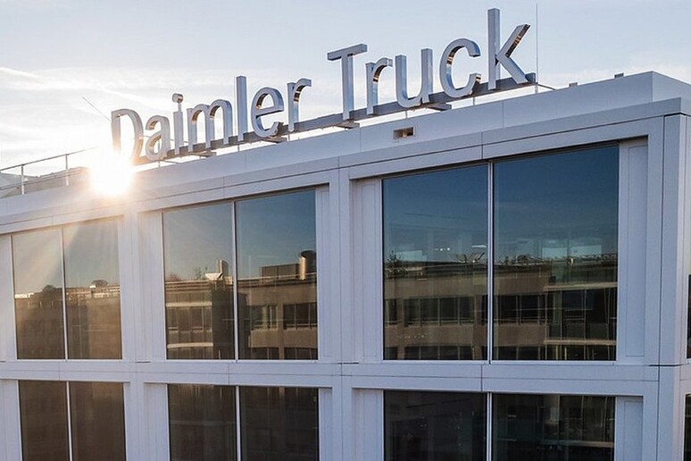 Daimler Truck, vendite complessive stabili a 526.053 unità -     RIPRODUZIONE RISERVATA