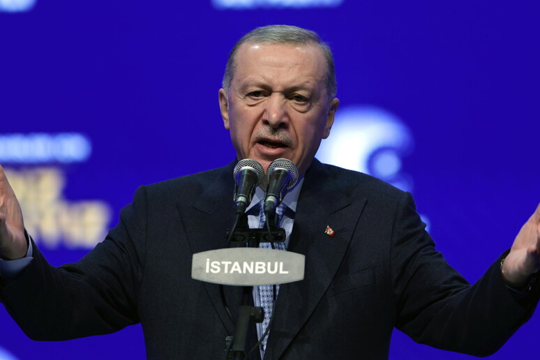Il presidente turco Erdogan © ANSA/EPA