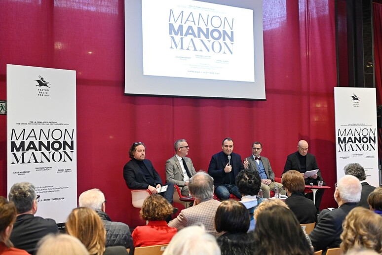 Al Regio di Torino 'Manon Manon Manon', maxi trittico inedito