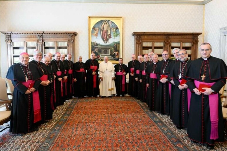 Il Papa raccomanda ai vescovi pugliesi ‘affabilità e fermezza’
