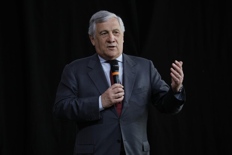 Tajani: 'sul superbonus anche Giorgetti se ne farà ragione'
