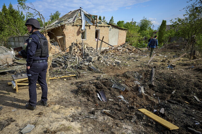 Kiev, doppio attacco a centro ricreativo nel Kharkiv, 5 i morti