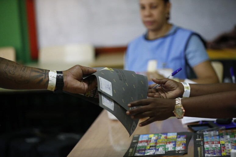 Dominicana al voto, Abinader è il grande favorito