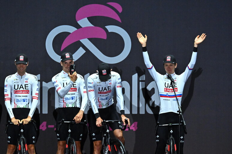 Giro d'Italia 2024, Pogacar: 'Abituati a essere favoriti ma rivali non mancano'