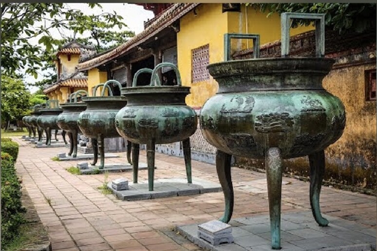 Vietnam: urne dinastia Nguyen iscritte nel patrimonio Unesco